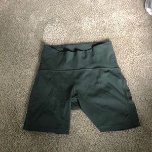 Lululemon train times shorts